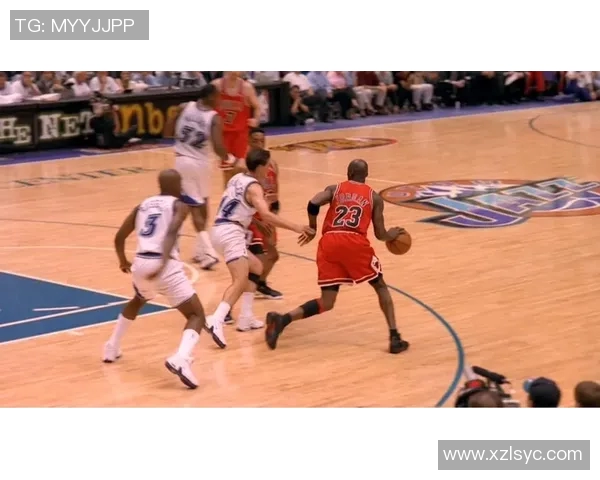 魔术师与乔丹的传奇对决与篮球时代的辉煌交织 魔术师与乔丹的传奇对决与篮球时代的辉煌交织