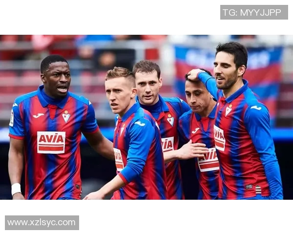 埃瓦尔主场迎战拉科鲁全力争胜展现球队实力与斗志